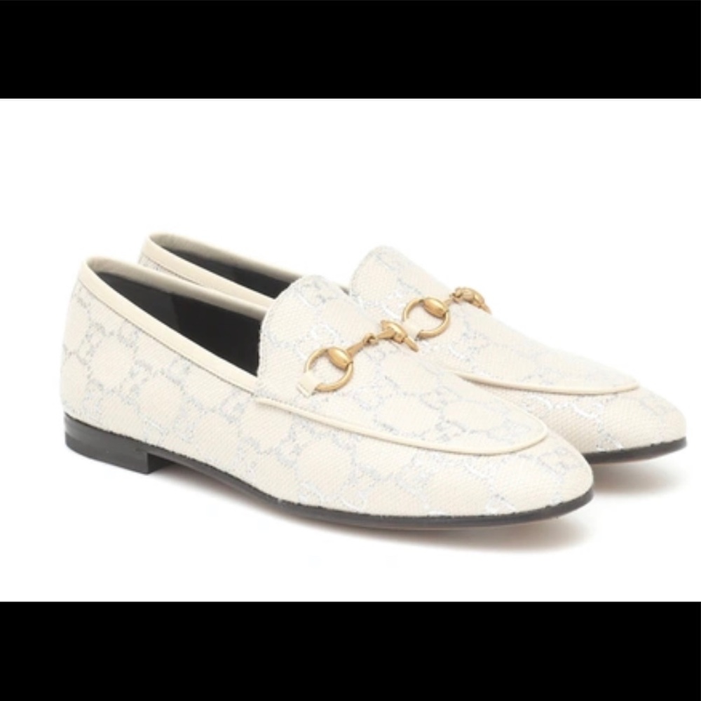 Gucci loafer , white beautiful new with box size 40